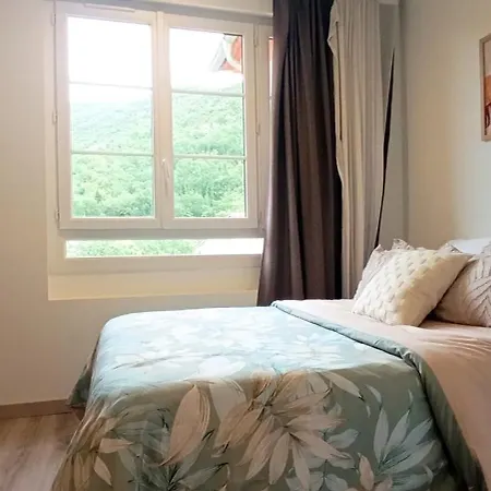 Διαμέρισμα 14 Au 3eme Etage, Un Superbe T2 Bis D'environ 60m2, Climatise Et Entierement Equipe Avec Terrasse Privee, Dans Un Immeuble Authentique Du 18 Eme Siecle